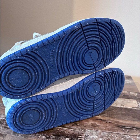 Nike Kids White and Royal Blue Sneakers - Picture 6 of 7